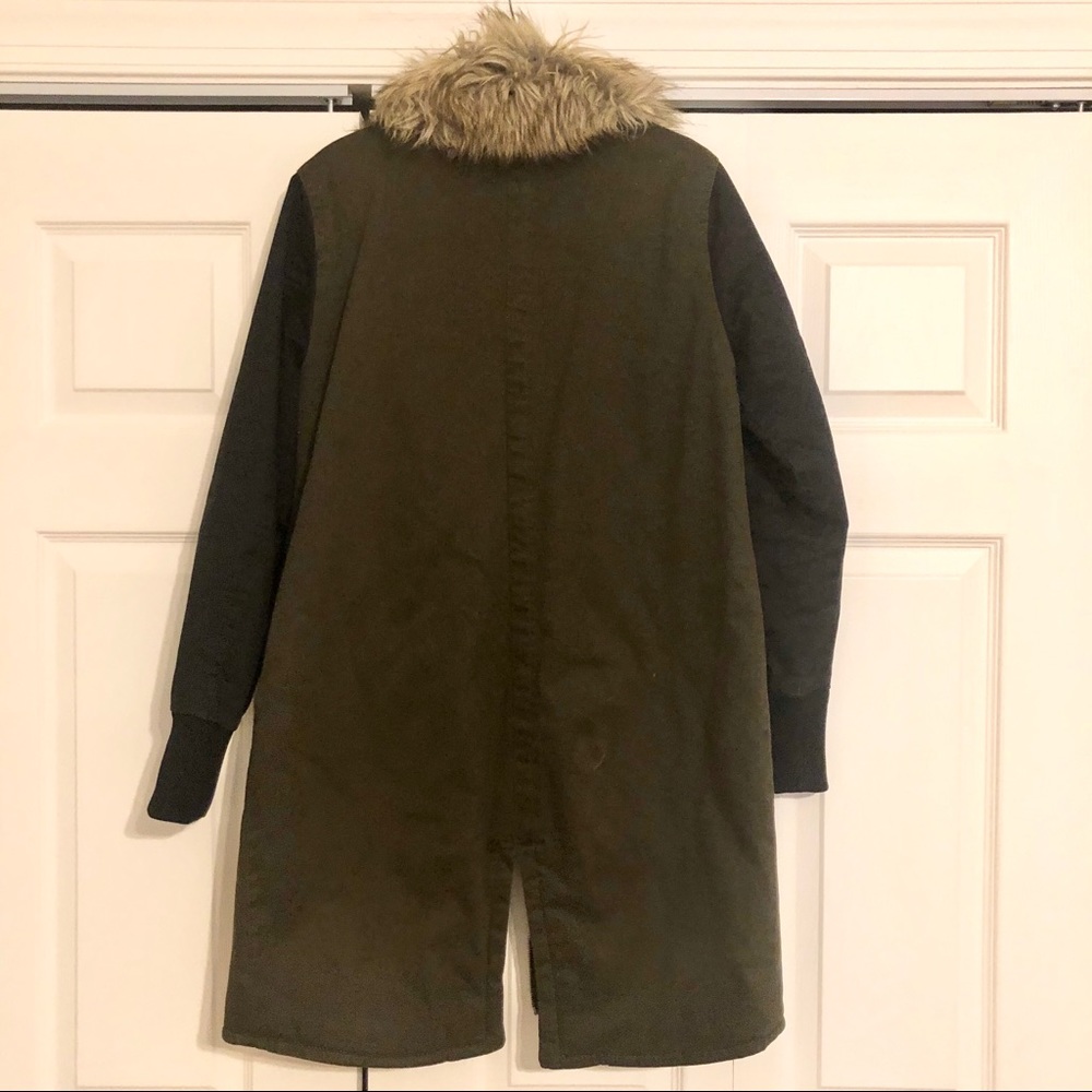 Utility Style Jacket - Picture 2 of 3